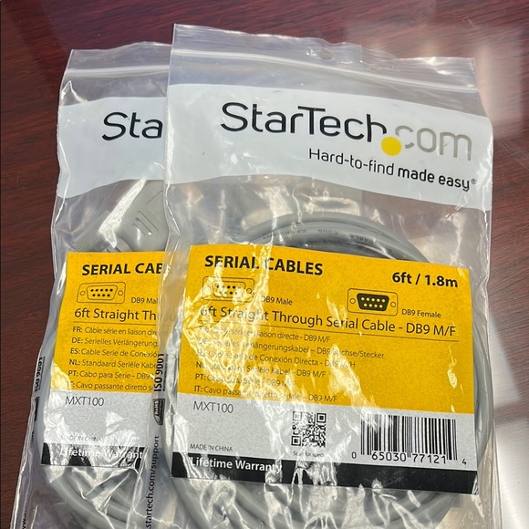 Serial Cable - Gray - Picture 2 of 3